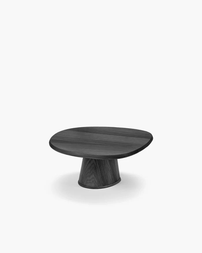 DUNE CAKE STAND IN BLACK ASH WOOD