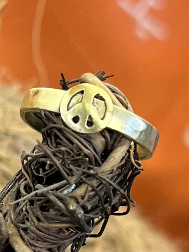 CLP Jewelry Women's Bronze Hammered Peace Sign Ring R2021.1P-Painted Cowgirl Western Store