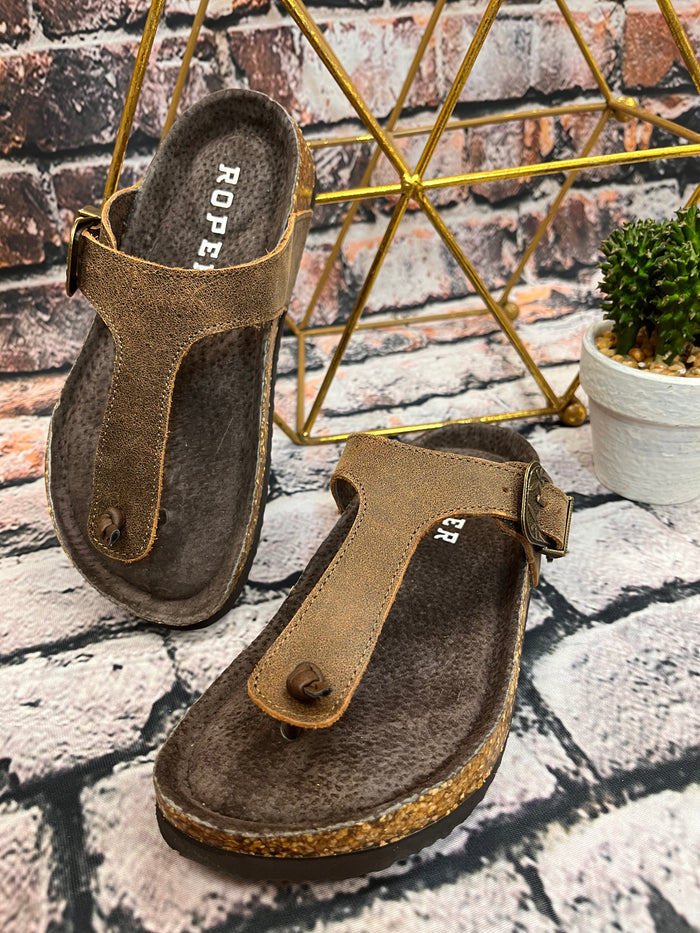 Roper Women's Helena Brown Oiled Leather Thong Sandal 0607-3150-Painted Cowgirl Western Store