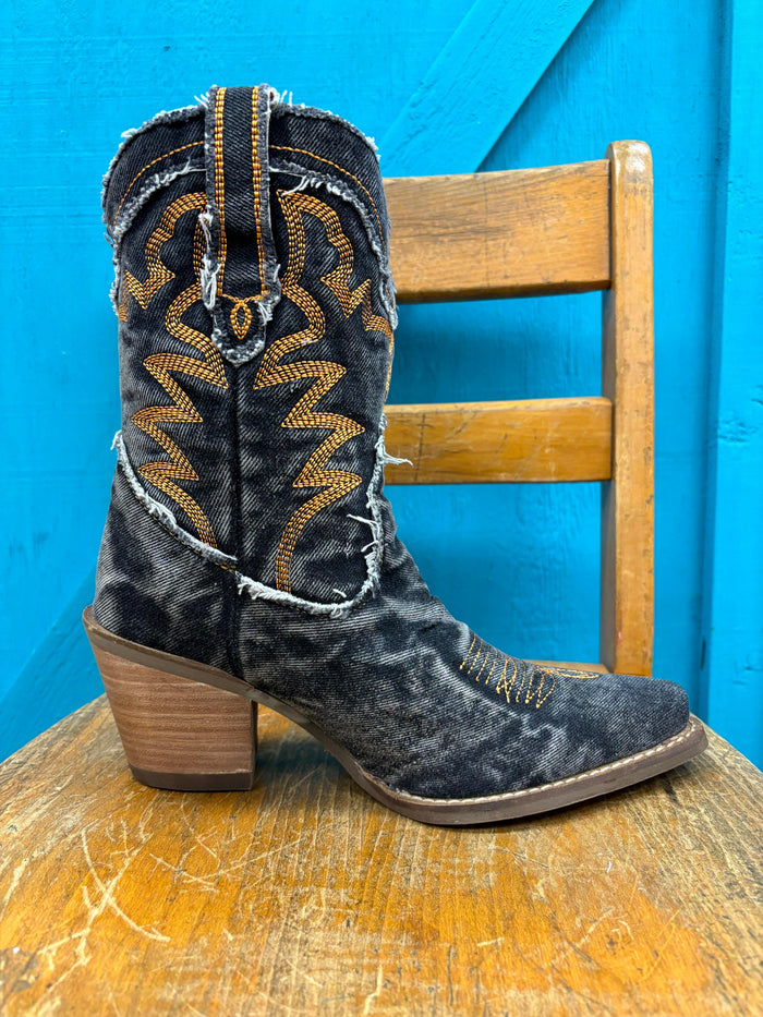 Dingo Women's Black Y'all Need Dolly Denim Snip Toe Cowgirl Boots DI950-BLK-Painted Cowgirl Western Store