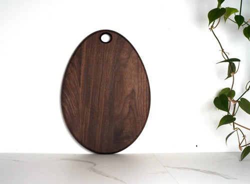 EBONIZED SMALL CUTTING BOARD