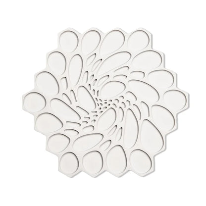 HONEYCOMB SILICONE TRIVET IN CLOUD