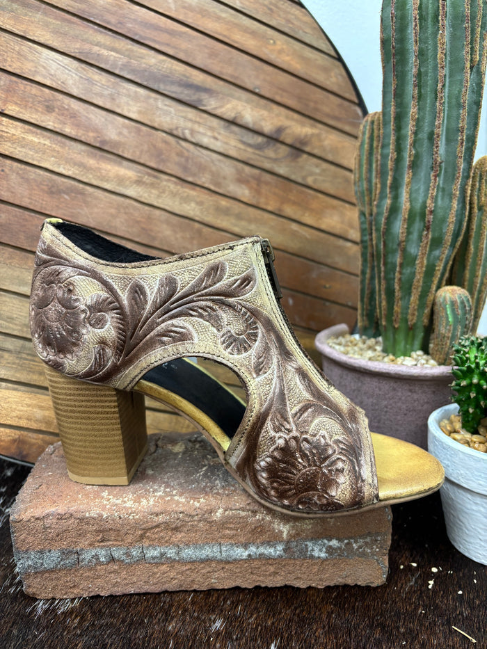 Roper Women's Creme Tooled Leather Open Toe Zip Mule Sandal 0946-3306-Painted Cowgirl Western Store