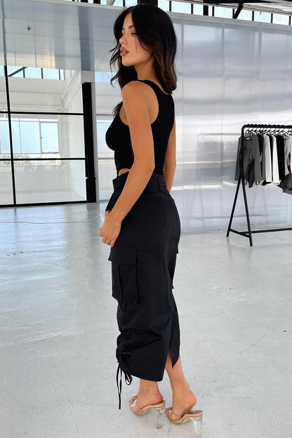 Eryn Crop - Black