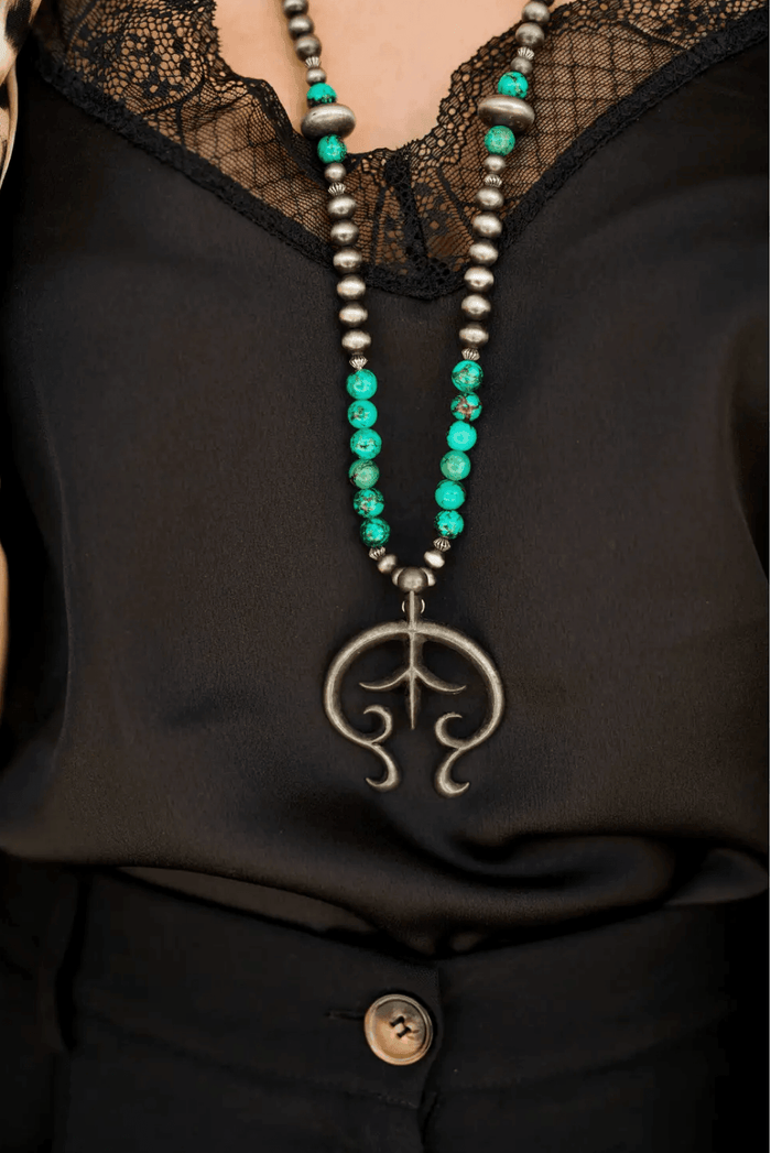 West & Co 36" Faux Navajo Pearl Necklace w/ Naja Charm & Green Turquoise N1239