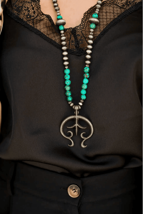 West & Co 36" Faux Navajo Pearl Necklace w/ Naja Charm & Green Turquoise N1239